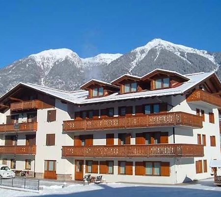 Maffei Hotell Pinzolo Exteriör bild