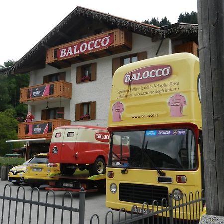 Maffei Hotell Pinzolo Exteriör bild