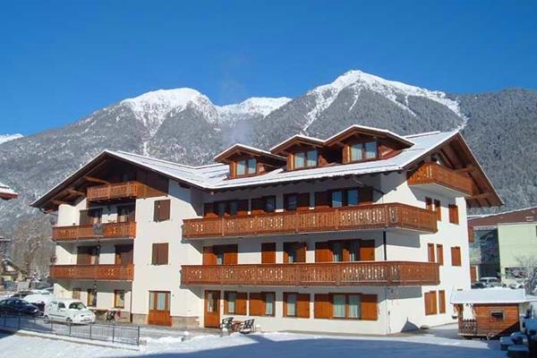 Maffei Hotell Pinzolo Exteriör bild