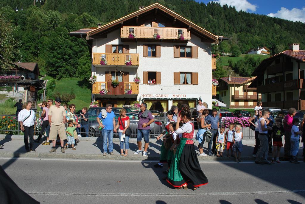 Maffei Hotell Pinzolo Exteriör bild